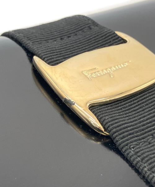 Salvatore Ferragamo（サルヴァトーレ フェラガモ）Salvatore Ferragamo (サルヴァトーレ フェラガモ) ヴァラリボン ブラックの古着・服飾アイテム