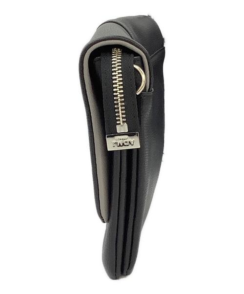 A.D.M.J.（エーディーエムジェイ）A.D.M.J. (エーディーエムジェイ) 型押しショルダーバッグ ブラックの古着・服飾アイテム