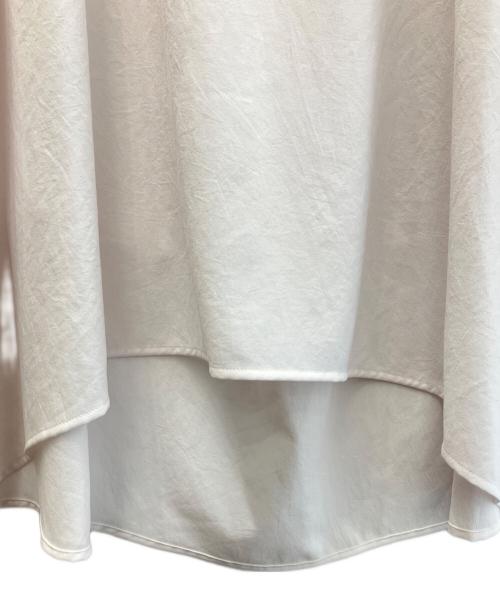 BEARDSLEY（ビアズリー）BEARDSLEY (ビアズリー) 長袖ブラウス ホワイト サイズ:FREE 未使用品の古着・服飾アイテム