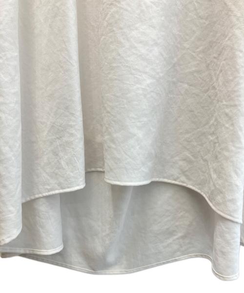 BEARDSLEY（ビアズリー）BEARDSLEY (ビアズリー) 長袖ブラウス ホワイト サイズ:FREE 未使用品の古着・服飾アイテム