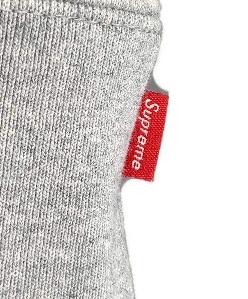 SUPREME（シュプリーム）SUPREME (シュプリーム) Supreme(シュプリーム)Satin Applique Hooded Sweatshirt グレー サイズ:Ｍの古着・服飾アイテム