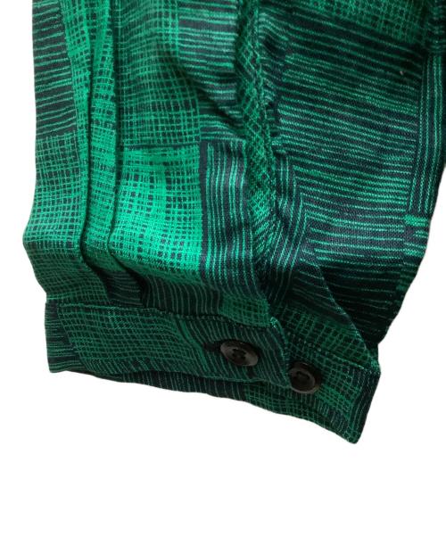 BRU NA BOINNE（ブルーナボイン）BRU NA BOINNE (ブルーナボイン) 長袖シャツ グリーン サイズ:Lの古着・服飾アイテム