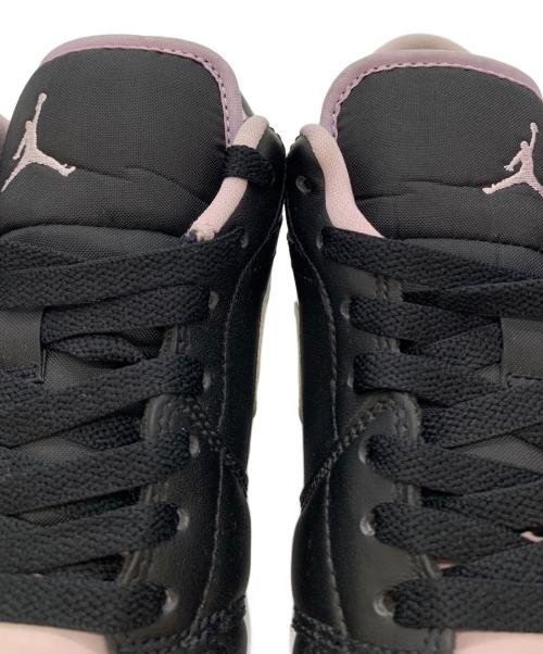 NIKE（ナイキ）NIKE (ナイキ) NIKE(ナイキ)ジョーダン 1 ロー SE デューンブラック×ライトピンク ブラック×ライトピンク サイズ:27の古着・服飾アイテム