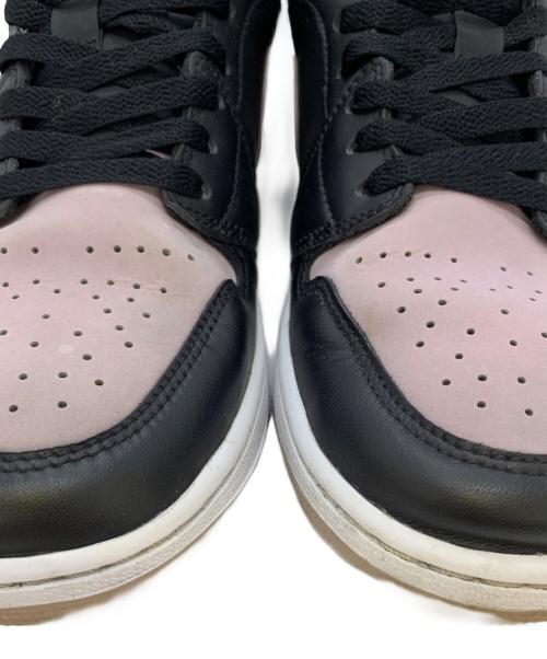 NIKE（ナイキ）NIKE (ナイキ) NIKE(ナイキ)ジョーダン 1 ロー SE デューンブラック×ライトピンク ブラック×ライトピンク サイズ:27の古着・服飾アイテム