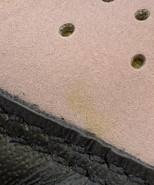 NIKE（ナイキ）NIKE (ナイキ) NIKE(ナイキ)ジョーダン 1 ロー SE デューンブラック×ライトピンク ブラック×ライトピンク サイズ:27の古着・服飾アイテム