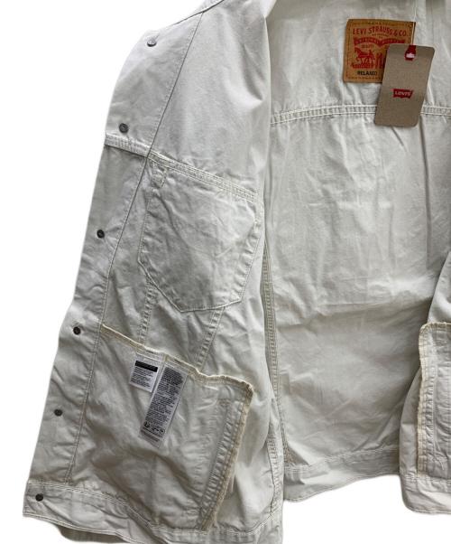 LEVI'S（リーバイス）LEVI'S (リーバイス) トラッカージャケット ホワイト サイズ:XLの古着・服飾アイテム