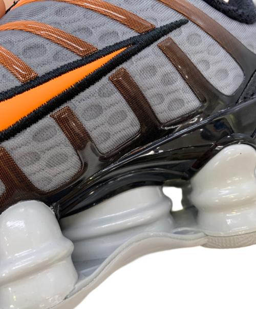 NIKE（ナイキ）NIKE (ナイキ) SHOX TL グレー×オレンジ サイズ:27.5の古着・服飾アイテム