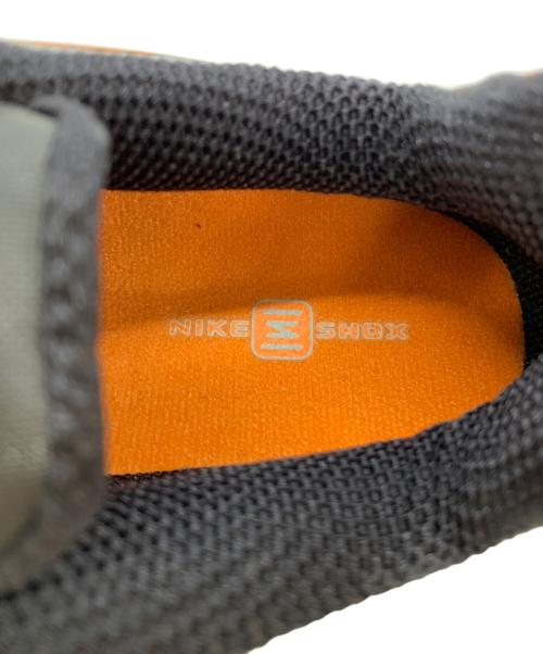 NIKE（ナイキ）NIKE (ナイキ) SHOX TL グレー×オレンジ サイズ:27.5の古着・服飾アイテム