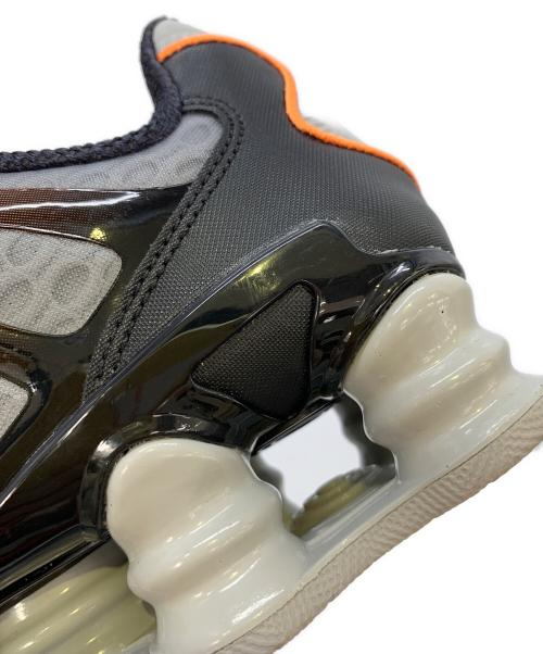 NIKE（ナイキ）NIKE (ナイキ) SHOX TL グレー×オレンジ サイズ:27.5の古着・服飾アイテム
