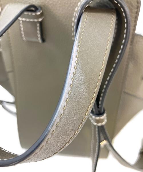 LOEWE（ロエベ）LOEWE (ロエベ) ハンモックスモール オリーブの古着・服飾アイテム