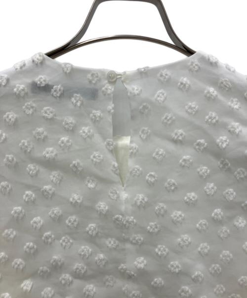 TSURU by MARIKO OIKAWA（ツルバイマリコオイカワ）Tsuru by Mariko Oikawa (ツルバイマリコオイカワ) ギャザースリットブラウス ホワイト サイズ:FREEの古着・服飾アイテム