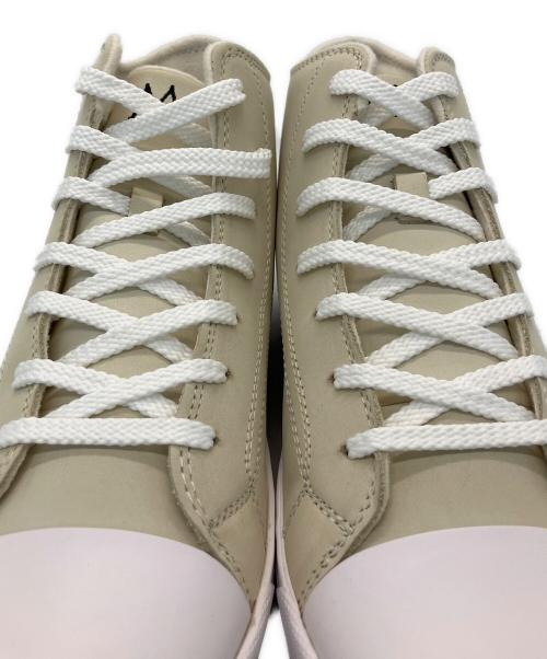 Sangacio（サンガッチョ）SANGACIO (サンガッチョ) NYUsHI JEAN-MICHEL BASQUIAT スニーカー ベージュ サイズ:23.5の古着・服飾アイテム