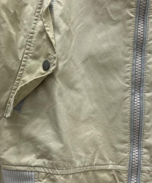 DIESEL（ディーゼル）DIESEL (ディーゼル) ブルゾン ベージュ サイズ:Ｍの古着・服飾アイテム