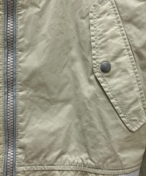 DIESEL（ディーゼル）DIESEL (ディーゼル) ブルゾン ベージュ サイズ:Ｍの古着・服飾アイテム