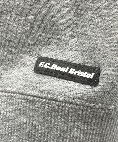 F.C.R.B.（エフシーレアルブリストル）F.C.R.B. (エフシーレアルブリストル) プルオーバーパーカー グレー サイズ:SIZE Mの古着・服飾アイテム