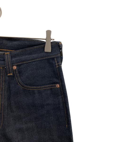 LEVI'S VINTAGE CLOTHING（リーバイス ビンテージ クロージング）LEVI'S VINTAGE CLOTHING (リーバイス ビンテージ クロージング) 501XX復刻セルビッチデニムパンツ インディゴ サイズ:SIZE 76cm (W30) 未使用品の古着・服飾アイテム