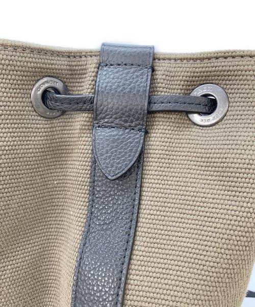 COACH（コーチ）COACH (オールドコーチ) リュック カーキの古着・服飾アイテム