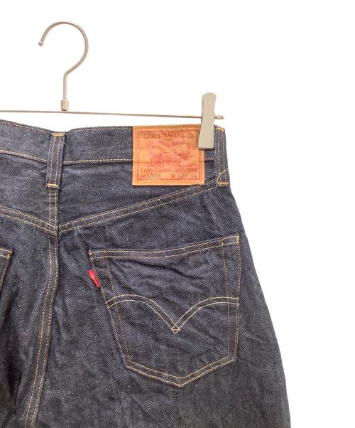 LEVI'S（リーバイス）LEVI'S (リーバイス) 1947年モデル501XXデニムパンツ インディゴ サイズ:81cm (W32)の古着・服飾アイテム
