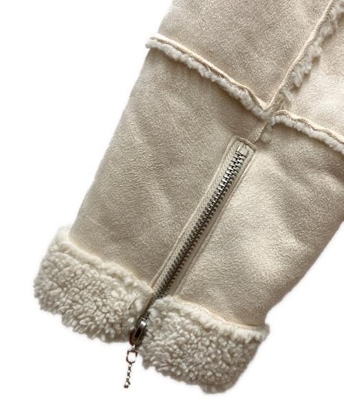 jouetie（ジュエティ）jouetie (ジュエティ) フェイクムートンコート アイボリー サイズ:Ｍの古着・服飾アイテム