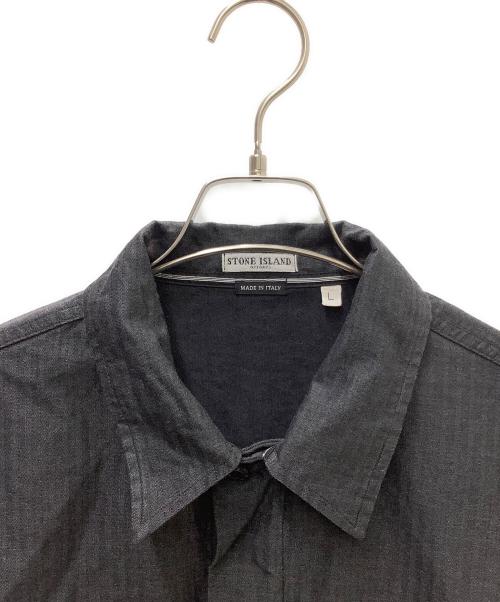 STONE ISLAND（ストーンアイランド）STONE ISLAND (ストーンアイランド) STONE ISLAND(ストーンアイランド)ワークシャツ グレー サイズ:Lの古着・服飾アイテム