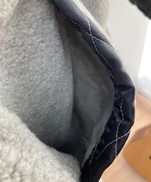 adidas（アディダス）adidas (アディダス) アームキルティングフリースジャケット グレー×ブラック サイズ:Ｍの古着・服飾アイテム