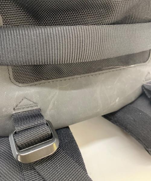 MONOLITH（モノリス）MONOLITH (モノリス) リュック ブラックの古着・服飾アイテム