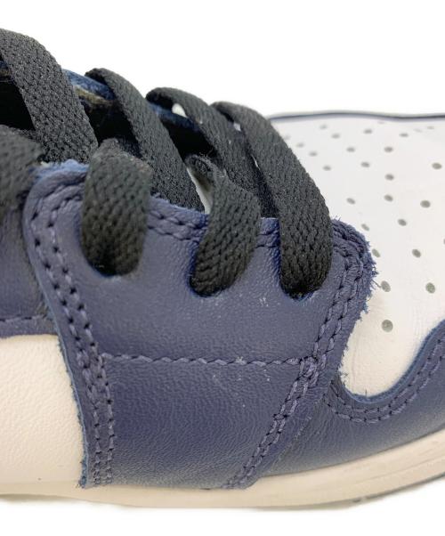 NIKE（ナイキ）NIKE (ナイキ) AIR JORDAN 1 LOW ホワイト×ネイビー サイズ:27.5の古着・服飾アイテム