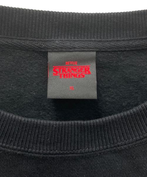 GU（ジーユー）GU (ジーユー) STRANGERTHINGS (ストレンジャーシングス) スウェット ブラック サイズ:XLの古着・服飾アイテム
