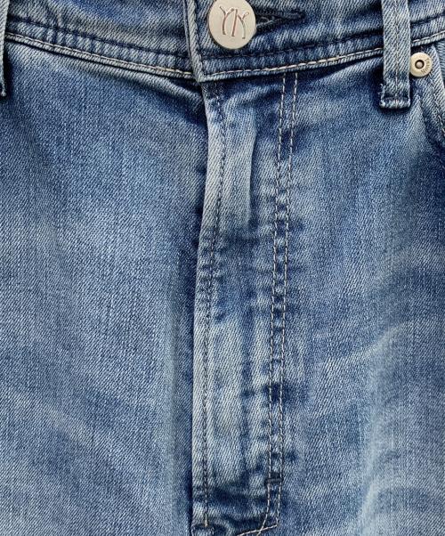 YANUK（ヤヌーク）YANUK (ヤヌーク) ルーズストレートジーンズ ブルー サイズ:27の古着・服飾アイテム