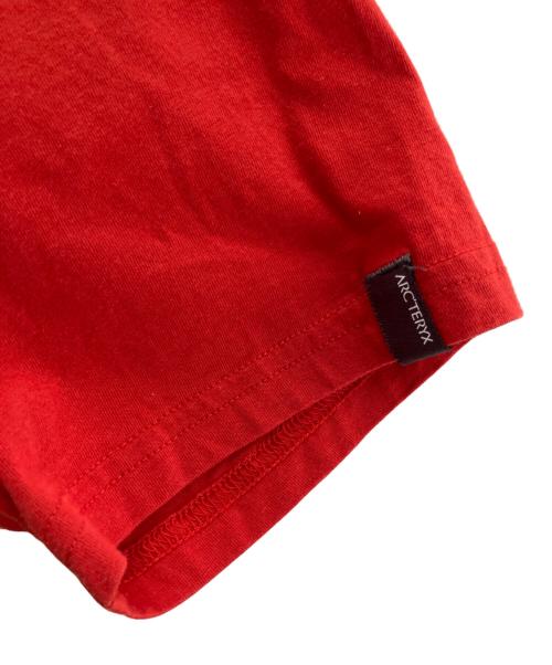 ARC'TERYX（アークテリクス）ARC'TERYX (アークテリクス) 半袖カットソー レッド サイズ:Ｓの古着・服飾アイテム