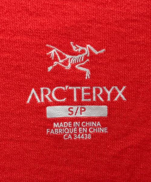 ARC'TERYX（アークテリクス）ARC'TERYX (アークテリクス) 半袖カットソー レッド サイズ:Ｓの古着・服飾アイテム