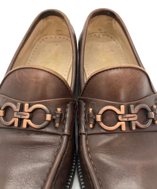 Salvatore Ferragamo（サルヴァトーレ フェラガモ）Salvatore Ferragamo (サルヴァトーレ フェラガモ) ローファー ブラウン サイズ:5 1/2の古着・服飾アイテム