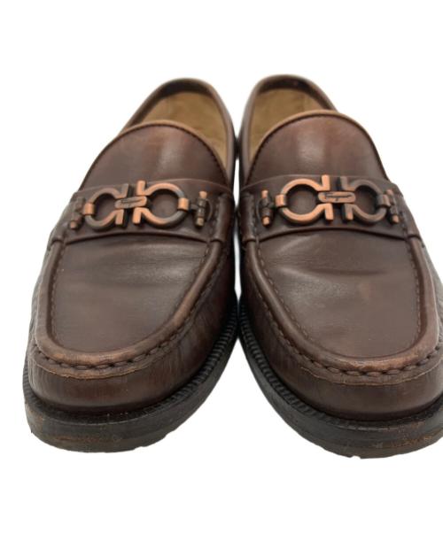 Salvatore Ferragamo（サルヴァトーレ フェラガモ）Salvatore Ferragamo (サルヴァトーレ フェラガモ) ローファー ブラウン サイズ:5 1/2の古着・服飾アイテム