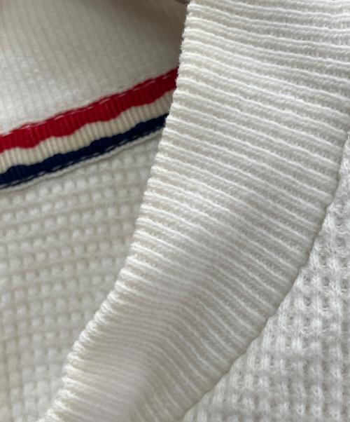 Thom Browne（トムブラウン）Thom Browne (トムブラウン) Thom Browne(トムブラウン)ワッフルネックカットソー01103C4014 ホワイトの古着・服飾アイテム