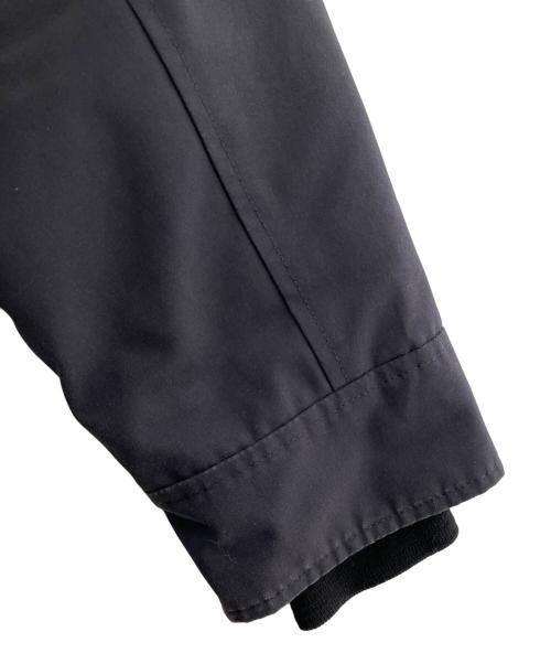 CANADA GOOSE（カナダグース）CANADA GOOSE (カナダグース) ダウンジャケット ネイビー サイズ:Lの古着・服飾アイテム