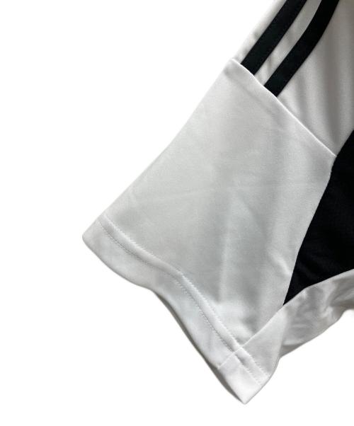 adidas（アディダス）adidas (アディダス) ゲームシャツ ホワイト×ブラック サイズ:Ｓの古着・服飾アイテム
