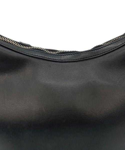 GUCCI（グッチ）GUCCI (グッチ) ワンショルダーバッグ ブラックの古着・服飾アイテム