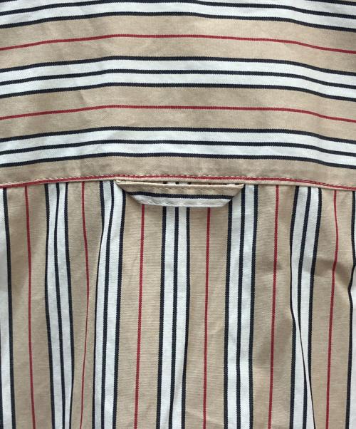 BURBERRY LONDON（バーバリーロンドン）BURBERRY LONDON (バーバリーロンドン) ノースリーブシャツ ベージュ サイズ:38の古着・服飾アイテム