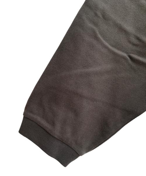 FOG ESSENTIALS（フィアオブゴッド エッセンシャル）FOG ESSENTIALS (フィアオブゴッド エッセンシャル) トレーナー カーキ サイズ:L 未使用品の古着・服飾アイテム