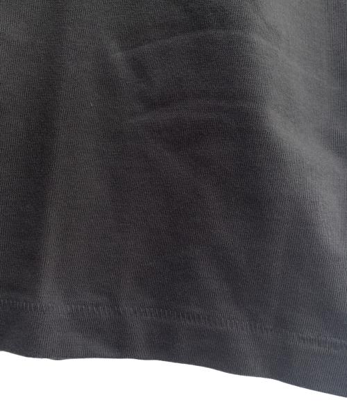 FOG ESSENTIALS（フィアオブゴッド エッセンシャル）FOG ESSENTIALS (フィアオブゴッド エッセンシャル) トレーナー カーキ サイズ:Ｍ 未使用品の古着・服飾アイテム