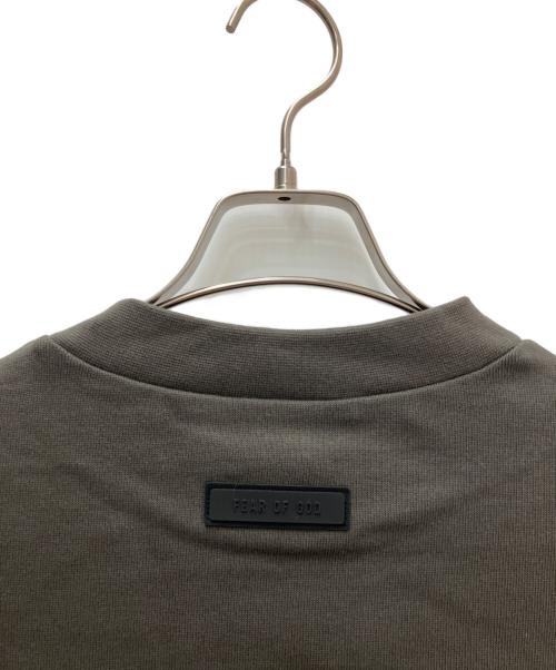 FOG ESSENTIALS（フィアオブゴッド エッセンシャル）FOG ESSENTIALS (フィアオブゴッド エッセンシャル) ロゴカットソー グレー サイズ:L 未使用品の古着・服飾アイテム