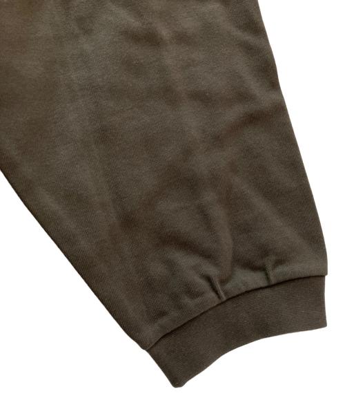 FOG ESSENTIALS（フィアオブゴッド エッセンシャル）FOG ESSENTIALS (フィアオブゴッド エッセンシャル) ロゴカットソー グレー サイズ:L 未使用品の古着・服飾アイテム