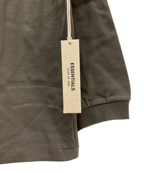 FOG ESSENTIALS（フィアオブゴッド エッセンシャル）FOG ESSENTIALS (フィアオブゴッド エッセンシャル) ロゴカットソー グレー サイズ:L 未使用品の古着・服飾アイテム