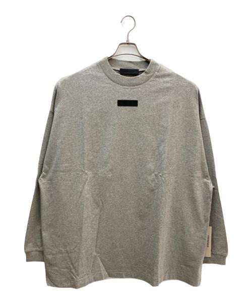FOG ESSENTIALS（フィアオブゴッド エッセンシャル）FOG ESSENTIALS (フィアオブゴッド エッセンシャル) ロゴカットソー ライトグレー サイズ:L 未使用品の古着・服飾アイテム