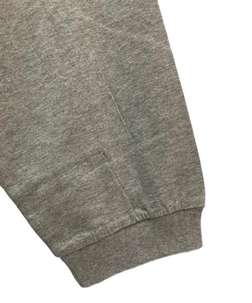 FOG ESSENTIALS（フィアオブゴッド エッセンシャル）FOG ESSENTIALS (フィアオブゴッド エッセンシャル) ロゴカットソー ライトグレー サイズ:L 未使用品の古着・服飾アイテム