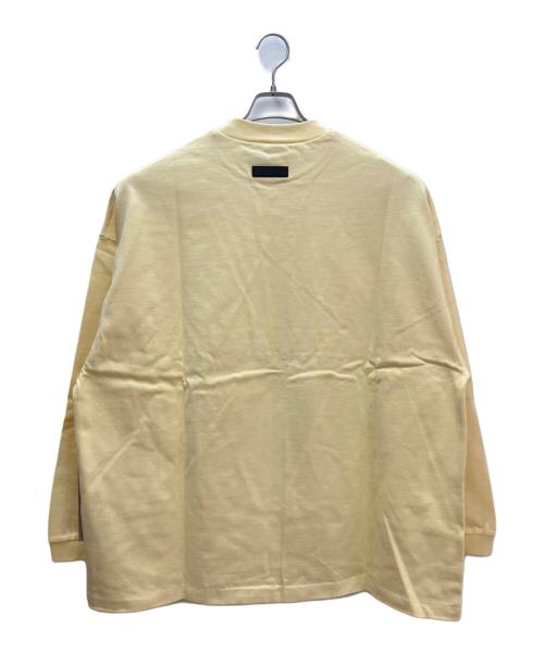 FOG ESSENTIALS（フィアオブゴッド エッセンシャル）FOG ESSENTIALS (フィアオブゴッド エッセンシャル) ロゴカットソー イエロー サイズ:Ｍ 未使用品の古着・服飾アイテム