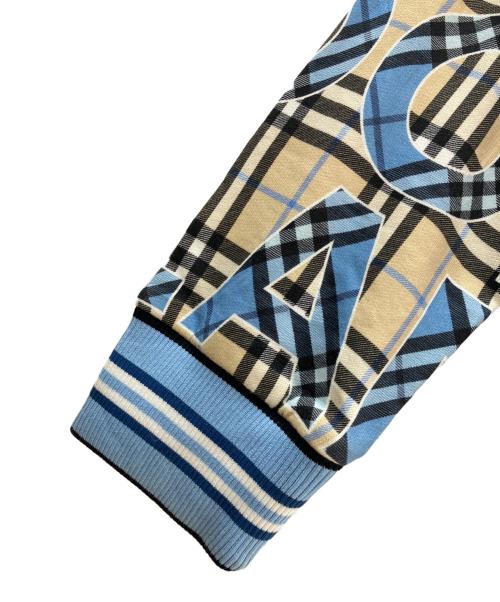 BURBERRY（バーバリー）BURBERRY (バーバリー) ロゴチェックプルオーバーパーカー ブルー×ベージュ サイズ:Ｍの古着・服飾アイテム