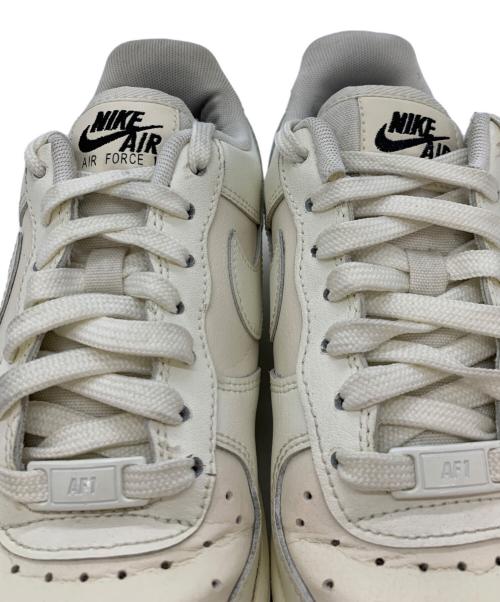 NIKE（ナイキ）NIKE (ナイキ) スニーカー ホワイト サイズ:24.5の古着・服飾アイテム