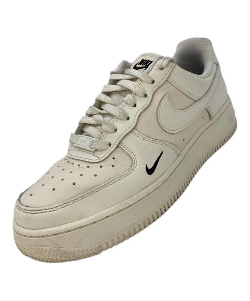 NIKE（ナイキ）NIKE (ナイキ) スニーカー ホワイト サイズ:24.5の古着・服飾アイテム