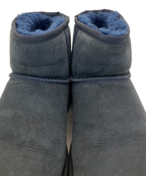 UGG（アグ）UGG (アグ) クラシック ミニ II ネイビー サイズ:23の古着・服飾アイテム